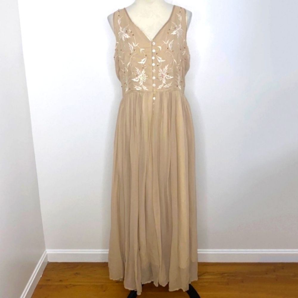 By Together Beaded Button Front Embroidered Floral Maxi Dress Size 16 NWT - Picture 1 of 10